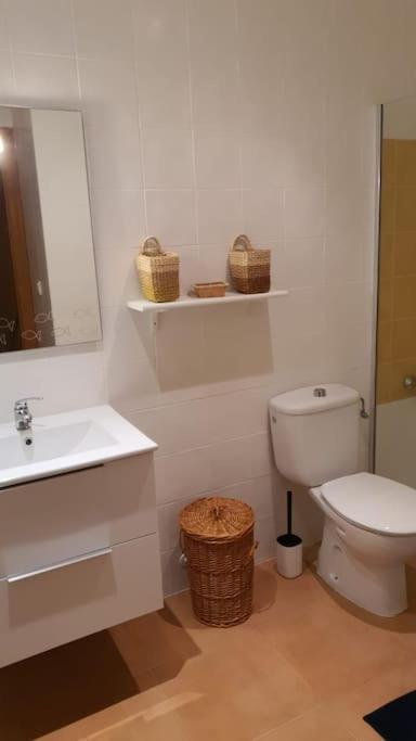 Apartamento Junto Al Mar Con Wifi Y Piscina Sagunto Ngoại thất bức ảnh